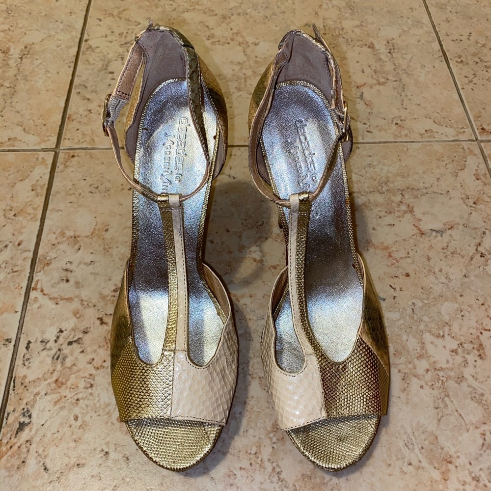 Heels with platform (Decades for Modern Vintages)
